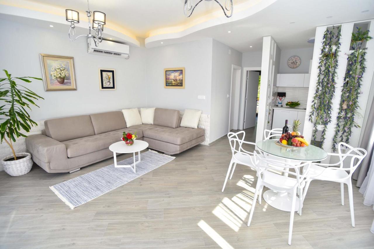 Verbalj Apartment With Swimming Pool コトル エクステリア 写真