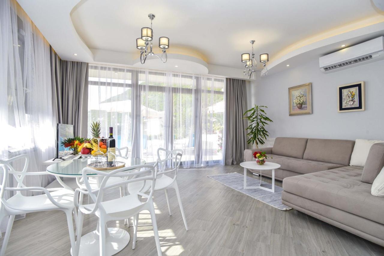 Verbalj Apartment With Swimming Pool コトル エクステリア 写真